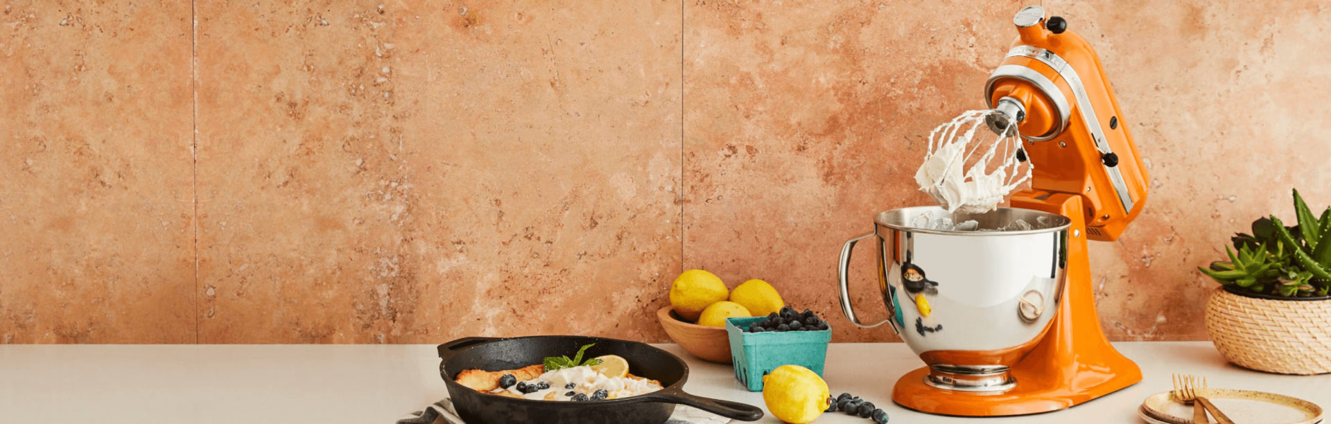 KitchenAid или Bosch: какой миксер лучше для домашней выпечки