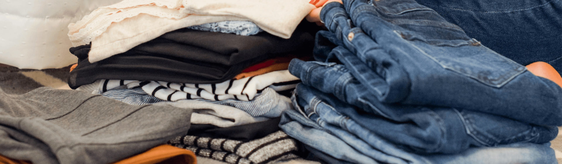 Секонд-хенд одяг зі США: де шукати, як вибрати і на чому заощадити